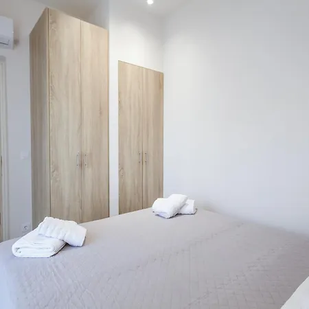 Luxury Of Colossus *